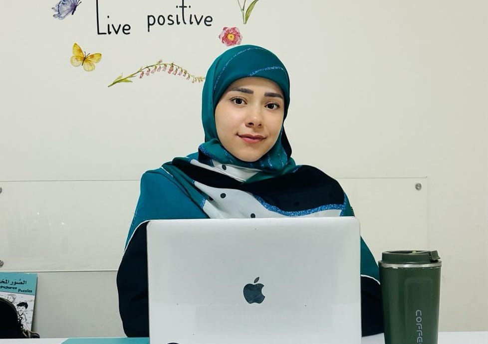 علاج النطق واللغة أبعد من مخارج الحروف… فاطمة خليفة: التدخل المبكر يصنع فارقًا في حياة الطفل